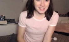 Solo brunette teen masturbates on webcam