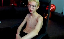 Gay twink solo for this huge cock jacking off